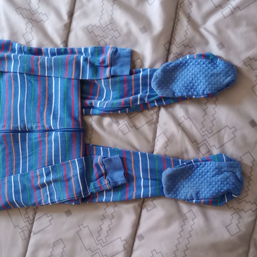 Baby Place Sz 5 Footed 100% Cotton PJs